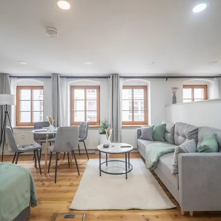 Coview - Altstadt - Parkplatz *