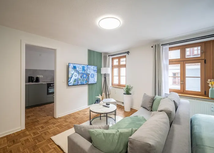 Coview - Altstadt - Parkplatz بيرنا