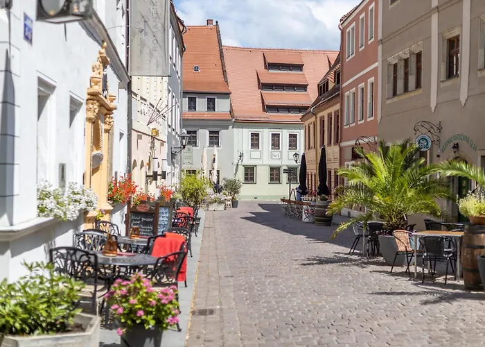 Coview - Altstadt - Parkplatz * بيرنا