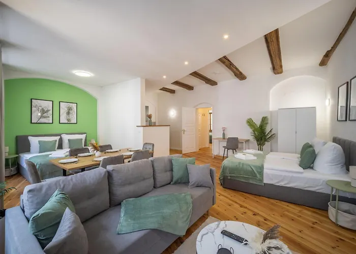 Coview - Altstadt - Parkplatz *